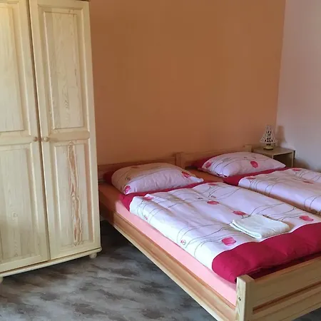 Homestay Garden 35 Ivachnova