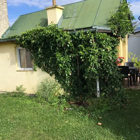 Garden 35 *