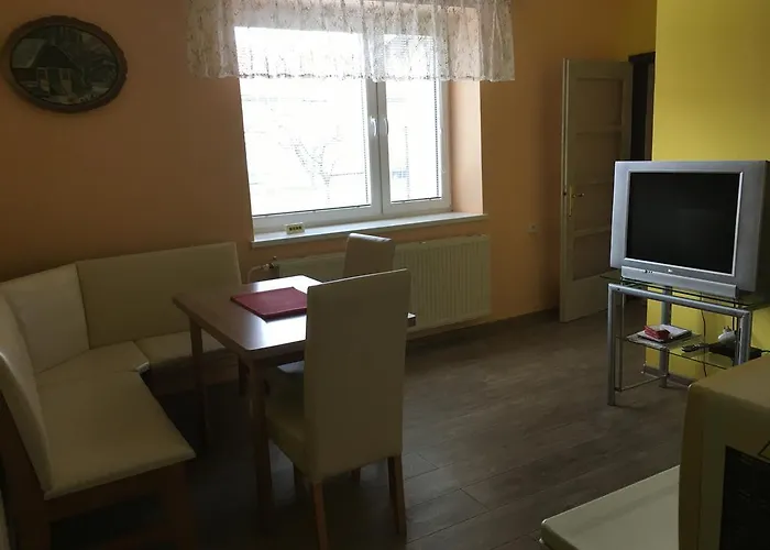 Garden 35 Δωμάτια σε οικογενειακή κατοικία *