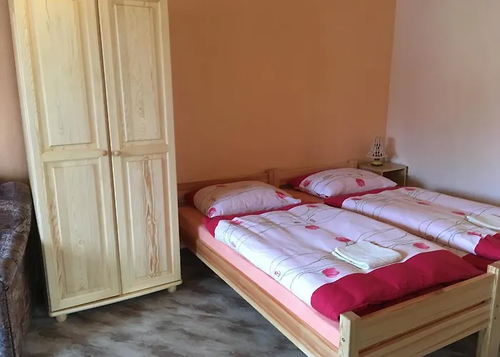 Δωμάτια σε οικογενειακή κατοικία Garden 35 Ivachnová