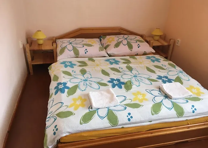 Garden 35 Δωμάτια σε οικογενειακή κατοικία