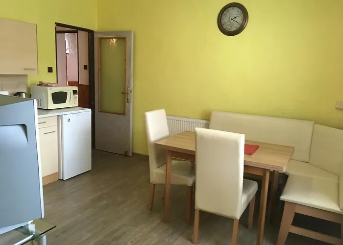 Garden 35 Δωμάτια σε οικογενειακή κατοικία *